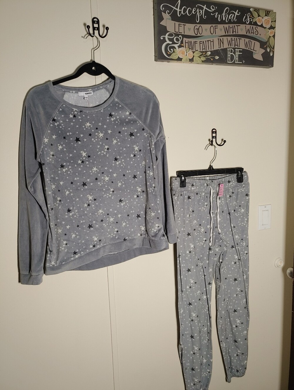 Sonoma Small Grey Velour Star Print Long Sleeve Pajama Set